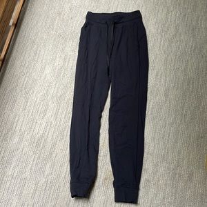 Lululemon ready to rulu joggers